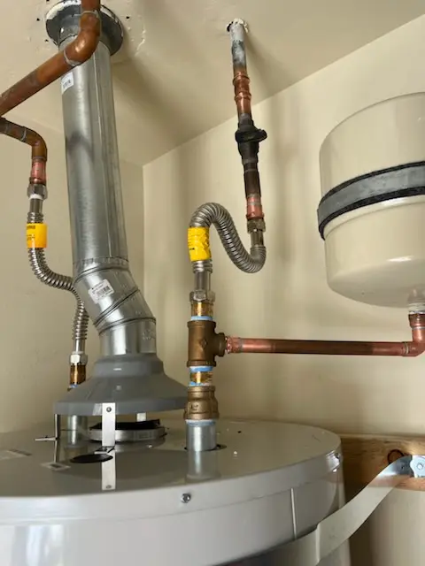 Water heater installation and plumbing repair in Woodridge